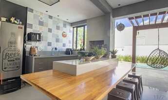 Imagem 7: Casa de condomínio para venda com 325 metros quadrados com 5 quartos