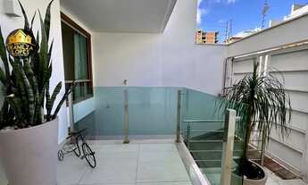 Imagem 2: Linda casa com 290m² com todos os cômodos grandes, pé direito alto e garagem para até 05 c