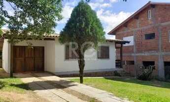 Imagem: Casa em Porto Alegre, no bairro Hípica