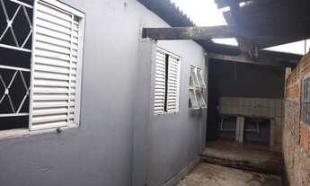 Imagem 2: Aluguel casa fundos preferência idosos