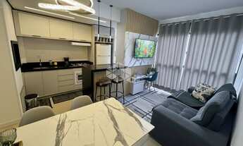 Imagem 2: Apartamento de 2 dormitórios sendo 1 suíte mobiliado com bxo/vaga de garagem em Capão da C