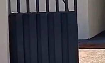 Imagem: CASA COM PLACA SOLAR