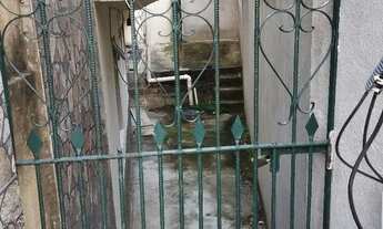 Imagem 2: Alugo quitinete Casa com 1 dormitório