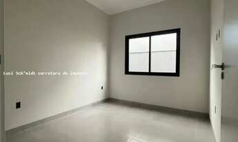 Imagem 7: Casa para Venda em Tijucas, Areias, 3 dormitórios, 1 suíte, 2 banheiros, 2 vagas