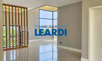 Imagem: CASA EM CONDOMÍNIO - CONDOMÍNIO RESIDENCIAL