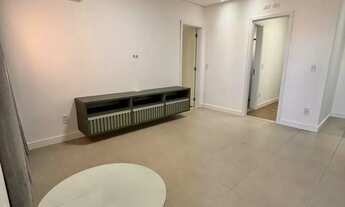 Imagem 7: Apartamento com armários planejados sendo 2 suites 2 vagas de garagens para alugar