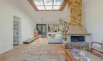 Imagem 6: Excelente casa de 308 m² com 4 suítes e 4 vagas de garagem