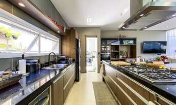 Imagem 7: Sobrado à venda em Campinas, Ville Sainte Hélène, com 3 suítes, com 327 m², Ville Sainte H