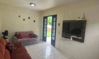 Imagem 2: Casa com 4 dormitórios e 5 vagas de garagem em São Francisco do Sul/SC