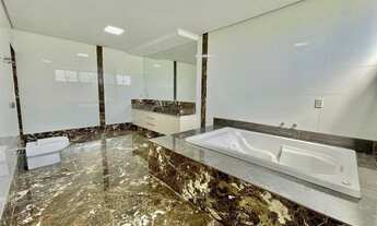 Imagem 7: Casa localizada no Alphaville Cruzeiro do Sul com 4 suítes e 827 metros quadrados