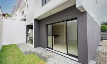 Imagem 2: Casa de condomínio para venda tem 140 metros quadrados com 3 quartos