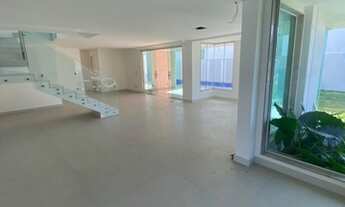 Imagem 4: Mansão em condomínio fechado