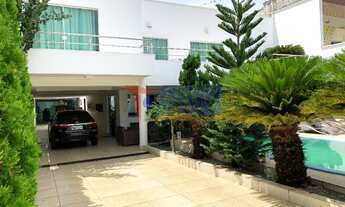 Imagem: Casa com 5 suítes com Piscina