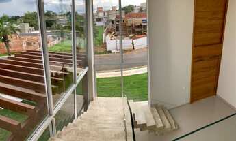 Imagem 5: Sobrado com 342m² com 3 suítes no Condomínio do Lago - Goiânia - GO