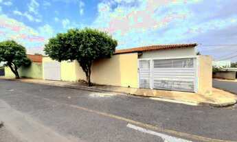 Imagem: Casa com Salão Comercial no Maria Lúcia