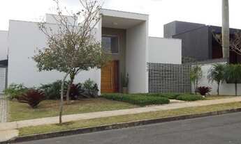 Imagem 2: Belíssima residência, 3 suítes, 369m² em terreno de 1.000m², Res. Saint Patrick