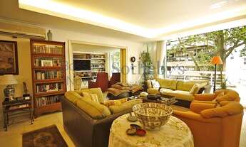 Imagem 2: Apartamento na quadra da praia do Leblon