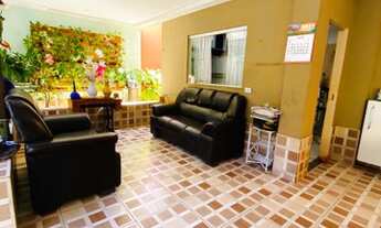 Imagem 2: Sobrado possui 240 m² de construção 5 quartos Residencial Junqueira - Goiânia - GO