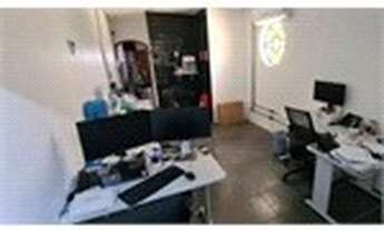 Imagem 3: Sobrado para aluguel e venda possui 307 metros quadrados com 9 quartos em Santana - São Pa