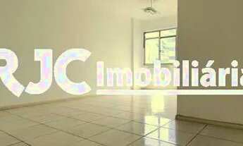 Imagem 4: Apartamento para venda possui 70 metros quadrados com 2 quartos