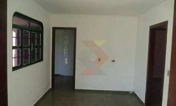 Imagem 5: Casa com 3 dormitórios para alugar, 90 m² por R$ 1.400,00/mês - Elísio Campos - Goiânia/GO