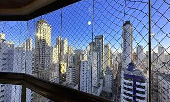 Imagem 3: Locação Anual - Apartamento quadra mar com 3 dormitórios e 2 vagas -Balneário Camboriú