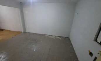 Imagem 6: Alugo Casa para Comércio no Centro - Praça Sinibú - 1° Andar