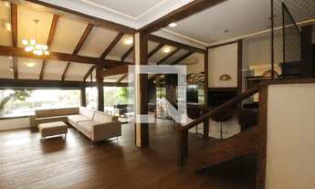 Imagem 2: Casa de Condomínio para Aluguel - Santa Tereza , 3 Quartos, 420 m2