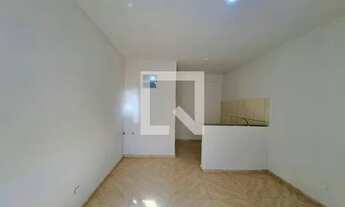 Imagem 2: Casa para Aluguel - Del Castilho, 1 Quarto, 20 m2