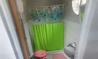 Imagem 4: Alugo uma casa Casa com 1 dormitório