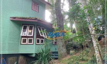 Imagem: Aconchegante e energética casa de madeira