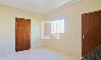 Imagem 4: Casa para Aluguel - Vila Zat, 2 Quartos, 80 m2