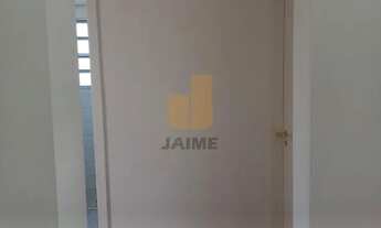 Imagem 4: Apartamento reformado, prédio tem portaria mista, presencial e remota