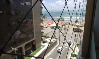 Imagem: Apartamento com vista lateral para o mar