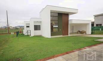 Imagem 3: Casa de condomínio no Alphaville Jacuhi, com 205 m² de área construída e com 620m² de ter