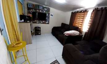 Imagem 2: 2 casas Casa com 5 dormitórios