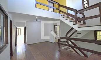 Imagem 7: Casa para Aluguel - Teresópolis, 5 Quartos, 278 m2