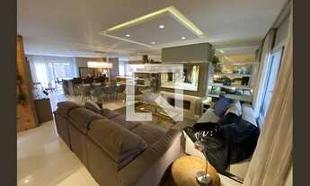 Imagem 3: Casa à Venda - Sarandi, 3 Quartos, 234 m2