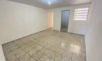 Imagem 2: Kitnet/conjugado para aluguel possui 40 metros quadrados com 1 quarto