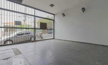 Imagem 2: Casa para Aluguel - Bosque da Saúde, 3 Quartos, 140 m2