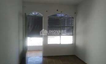 Imagem 2: CCS1808L - ALUGA-SE CASA DE 1 DORM 2 VAGAS DE GARAGEM À POUCOS METROS DA AVENIDA IPANEMA