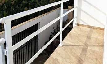 Imagem 4: Linda casa na Glória c/ 2 quartos, 1br, 1vg, blindex, sacad, área srvç, quintl