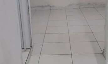 Imagem 2: Quarto com banheiro , kitnet