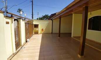 Imagem 3: Casa na Independência com muito ampla com 03 quartos e Edícula. (Previsão para Disponível