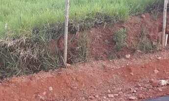 Imagem 2: Vendo um lote 300 metros 5 minutos do centro de Ibirité