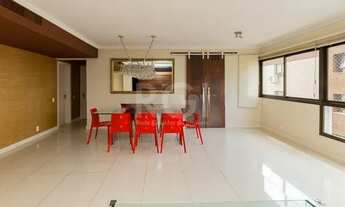 Imagem 4: Apartamento com 150 m² privativos, localizado no bairro Auxiliadora em Porto Alegre/RS