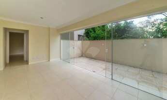 Imagem: Garden no Menino Deus com garagem