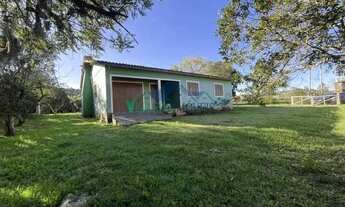 Imagem 2: Velleda oferece espetacular casa de 3 dormitórios com suíte e terreno arborizado, 500m do