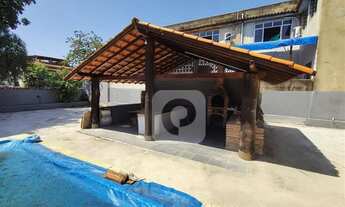 Imagem 5: Casa 142m² 2 Suítes Primeira Locação Porcelanato Piscina Churrasqueira Amplo Quintal à Ven