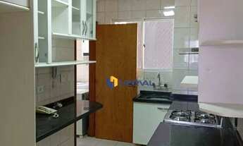 Imagem 2: Apartamento na Zona 02, com 3 quartos sendo 1 suíte, sacada com churrasqueira, em Maringá